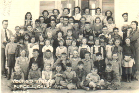 photo of Doyle School children 1934-35