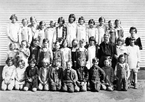 Claude School children circa 1930